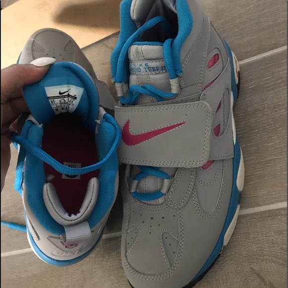 Nike !!!!! - Picture 1 of 1